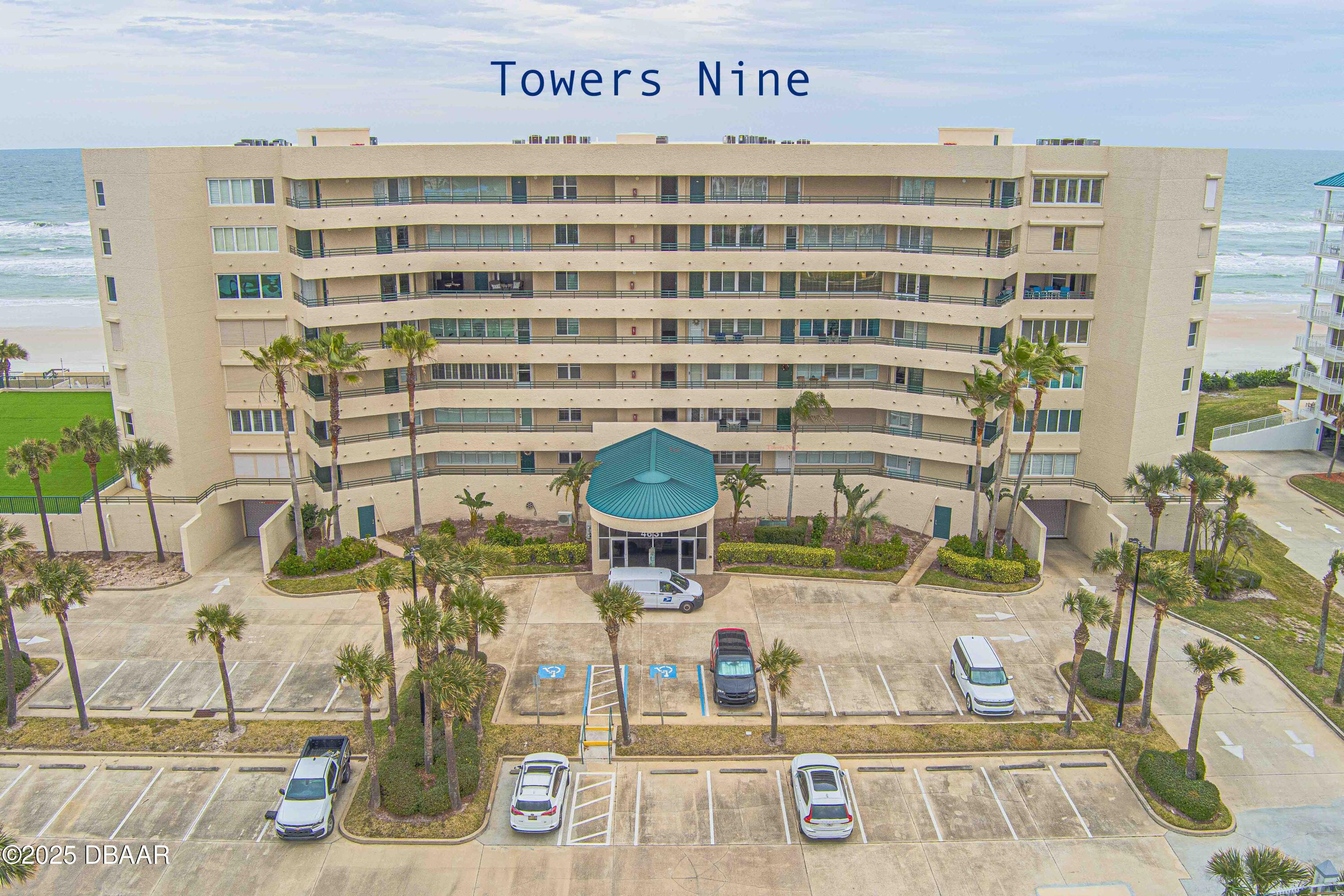 4631 S Atlantic Avenue, 8204