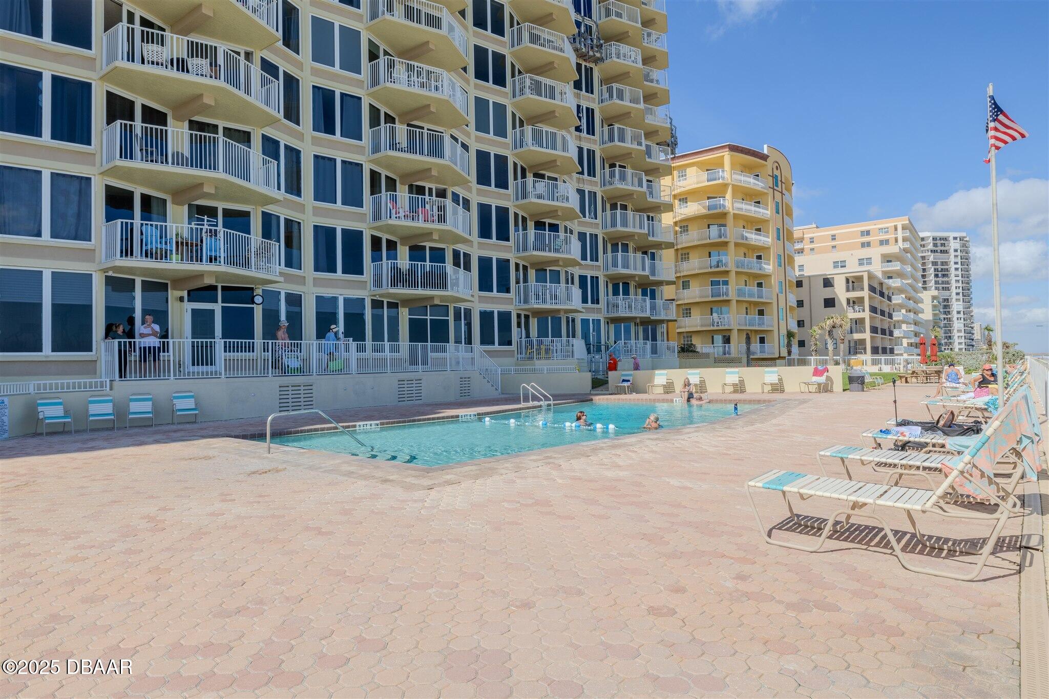 3815 S Atlantic Avenue S, J030