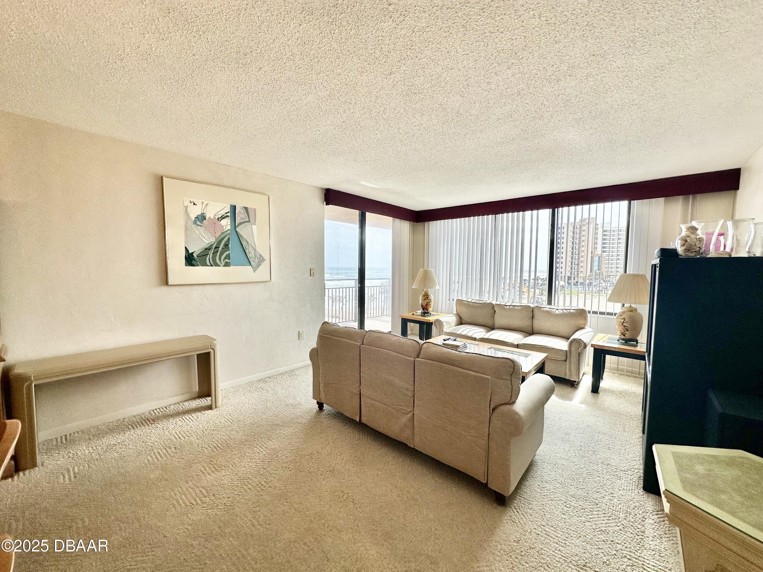 3051 S Atlantic Avenue, 302
