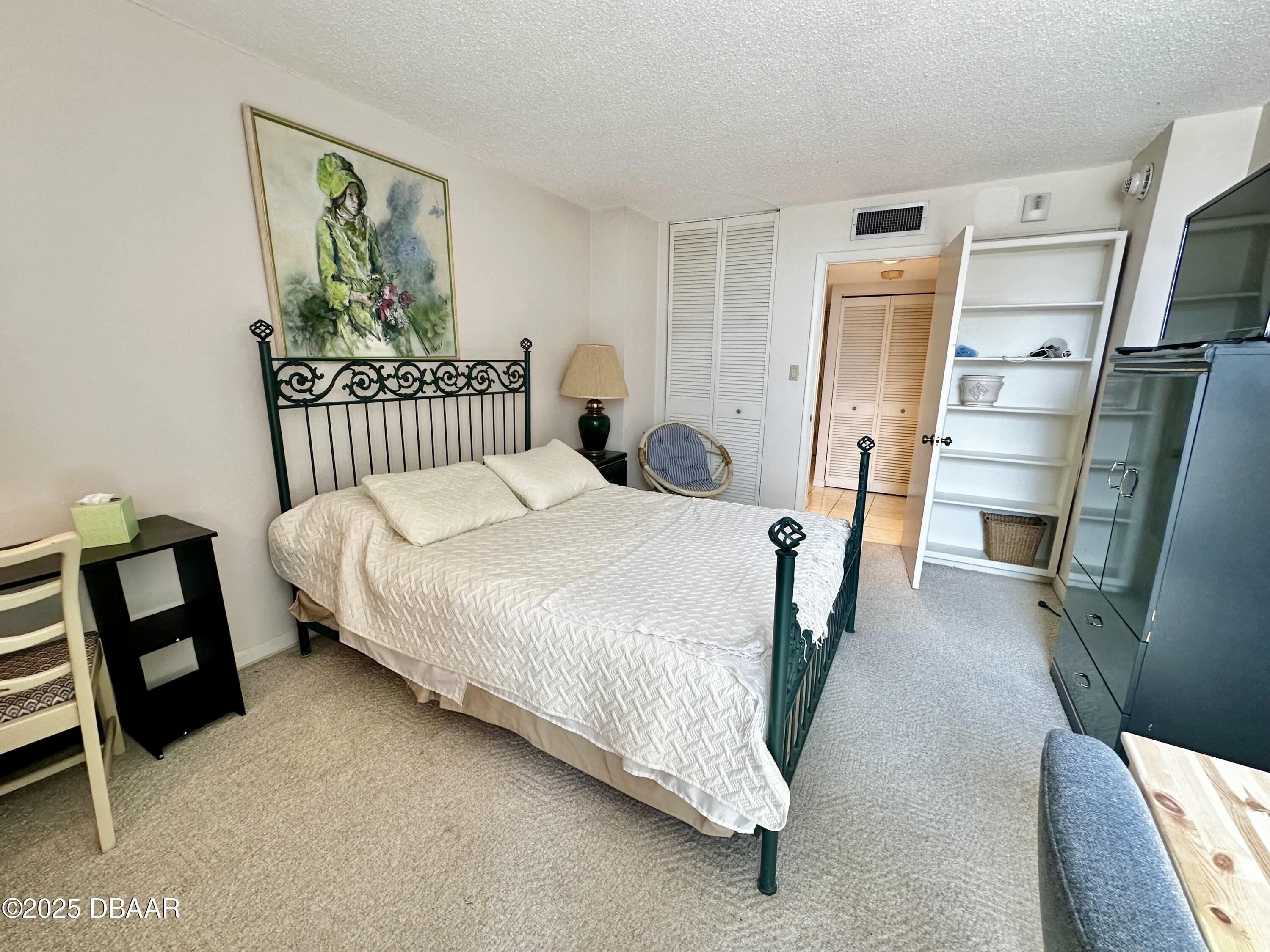3051 S Atlantic Avenue, 302