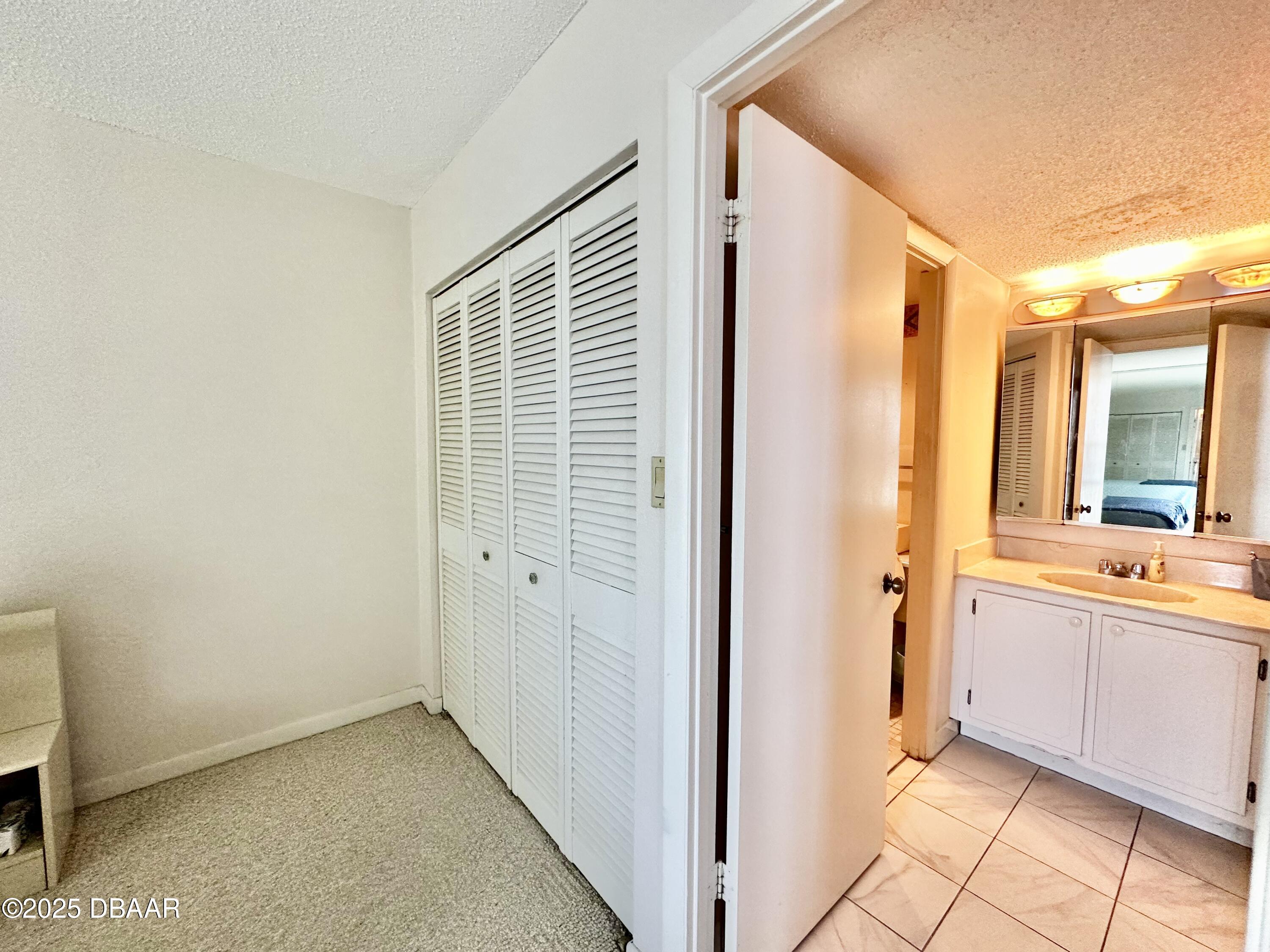 3051 S Atlantic Avenue, 302