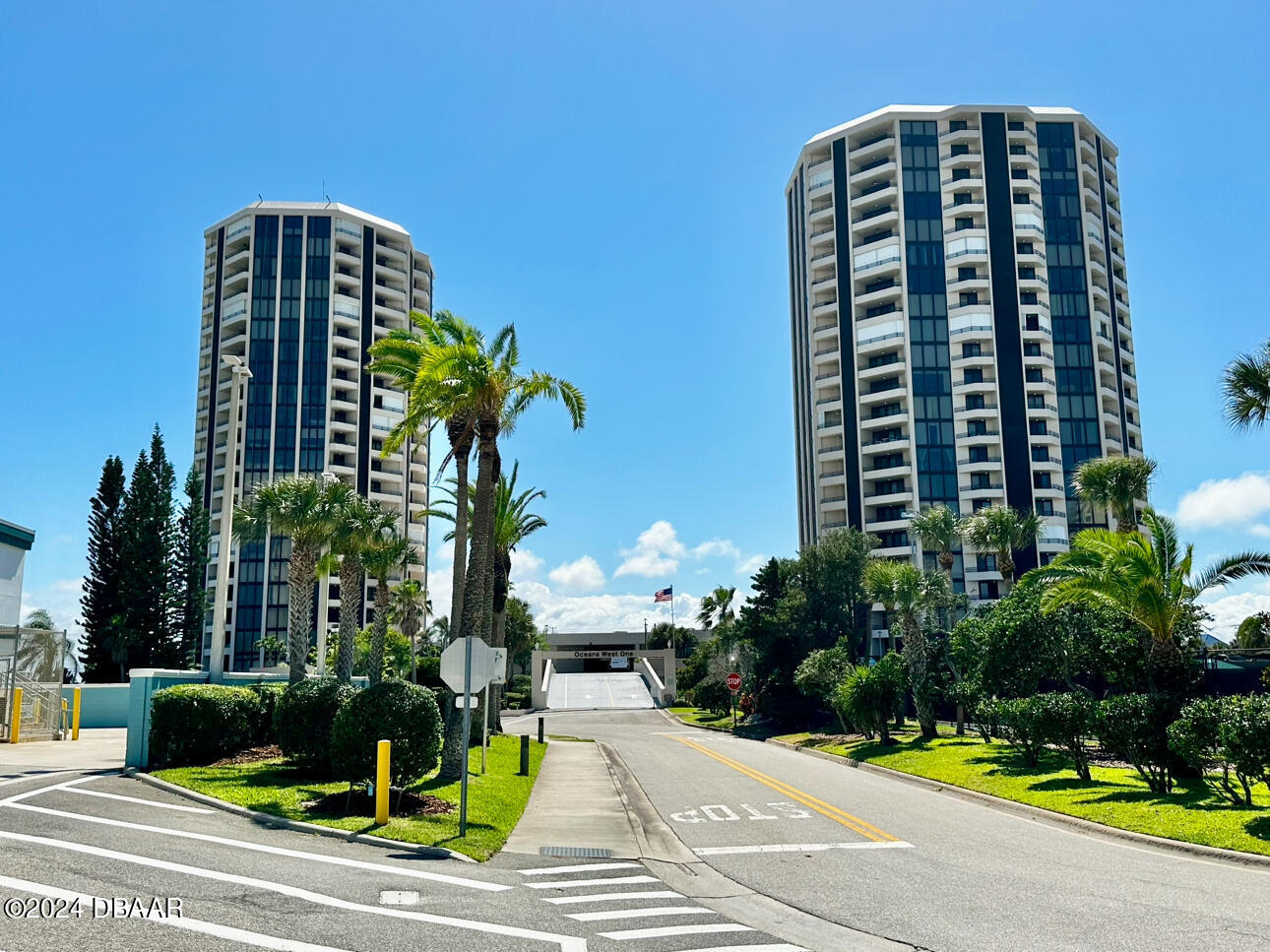 1 Oceans West Boulevard, 4B5