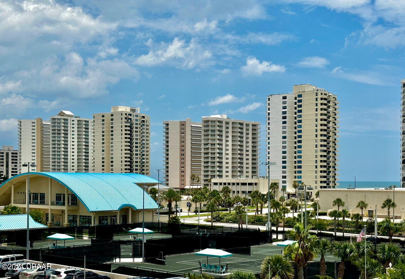 1 Oceans West Boulevard, 4B5