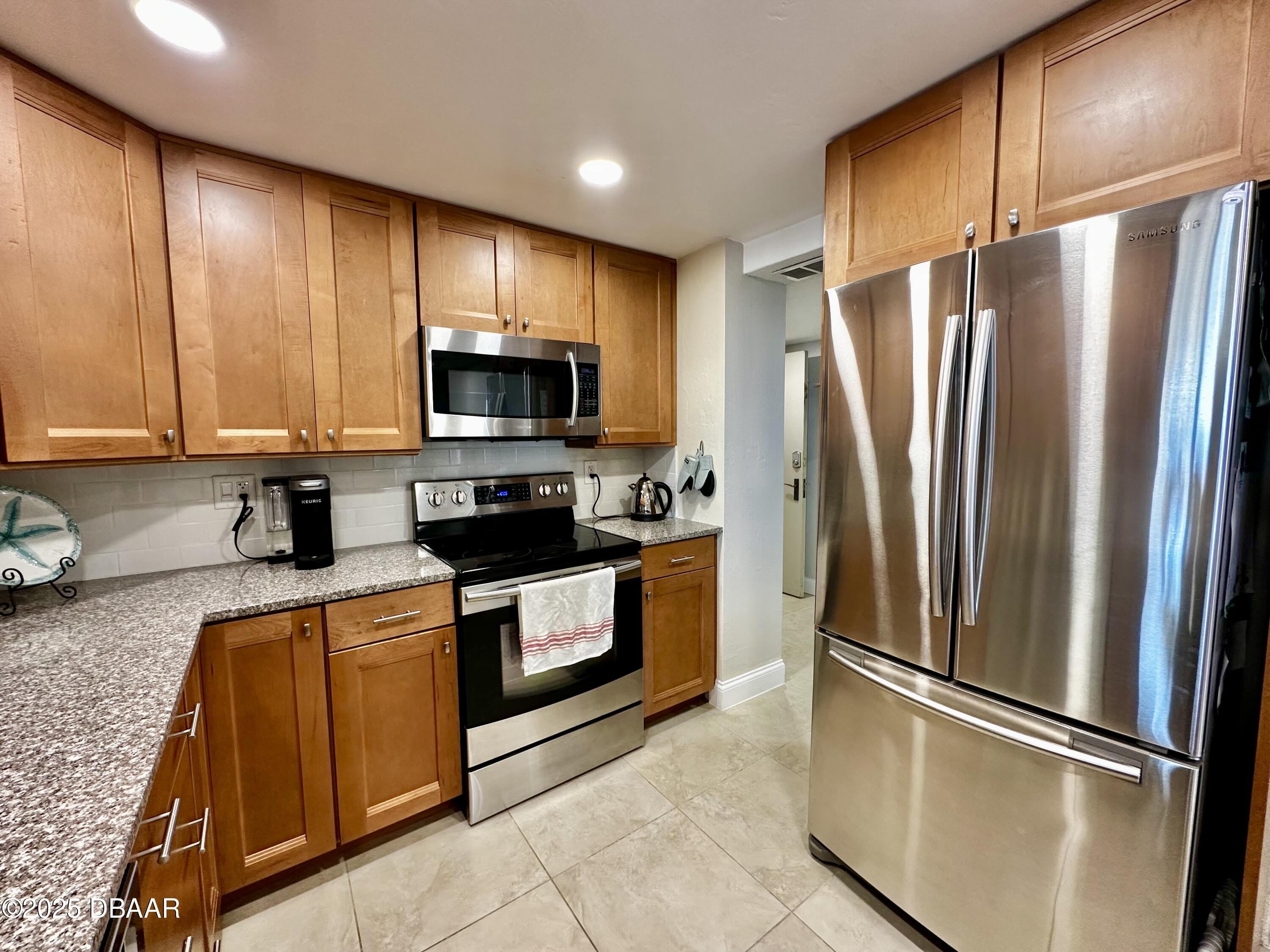 3051 S Atlantic Avenue 703