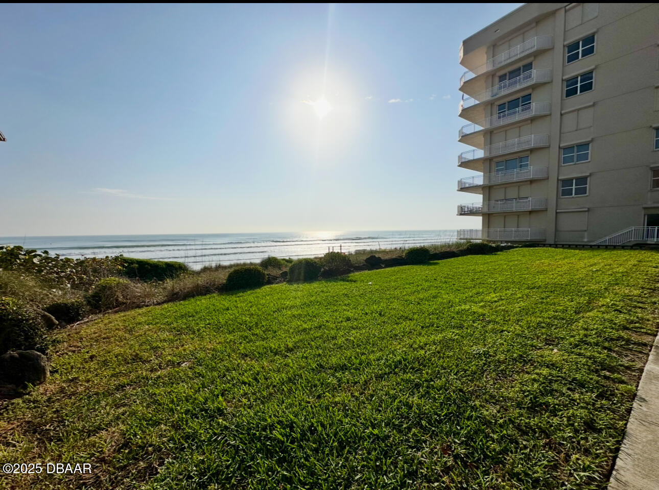 3845 S Atlantic Avenue, 1