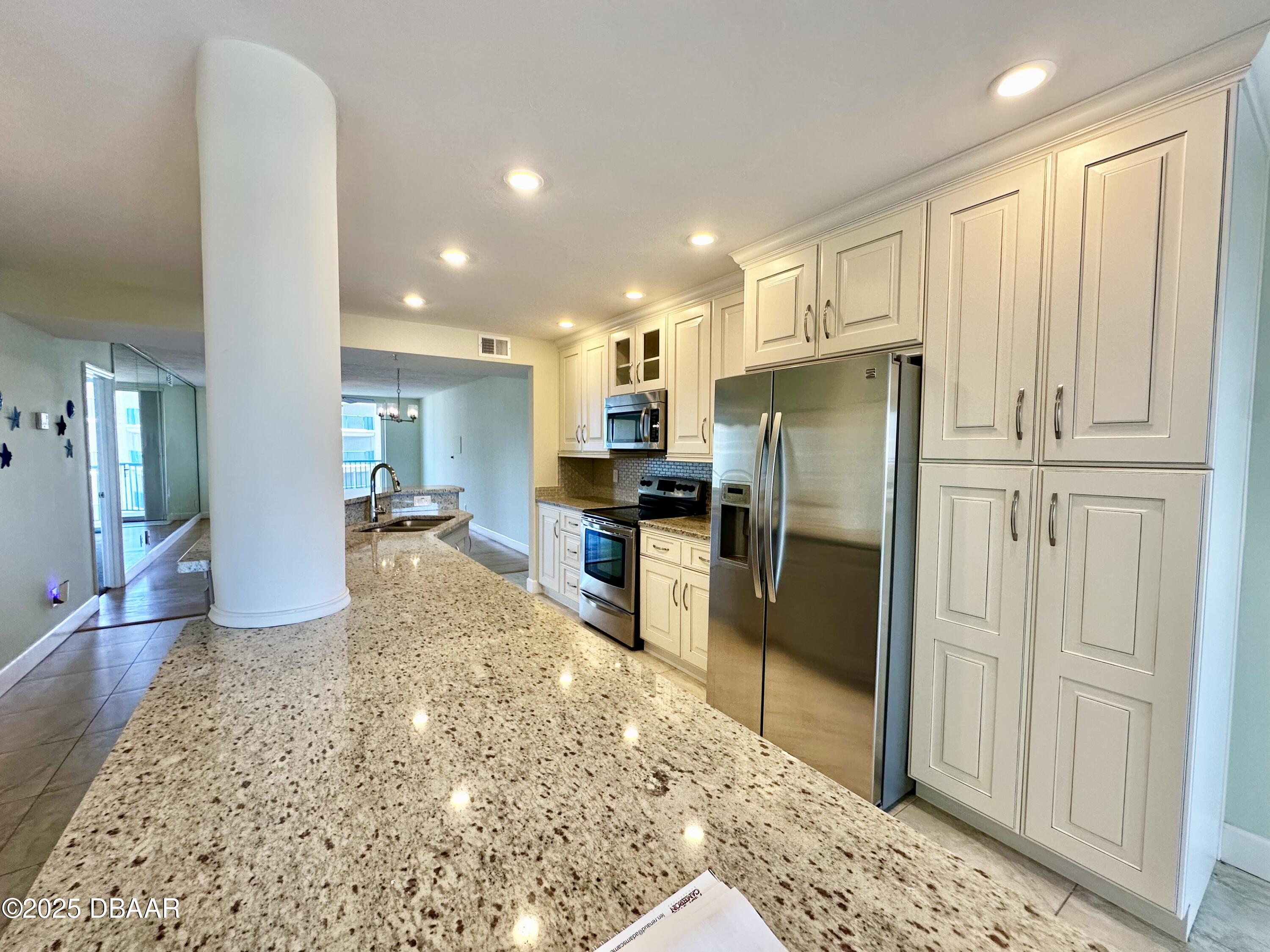 4565 S Atlantic Avenue 5601
