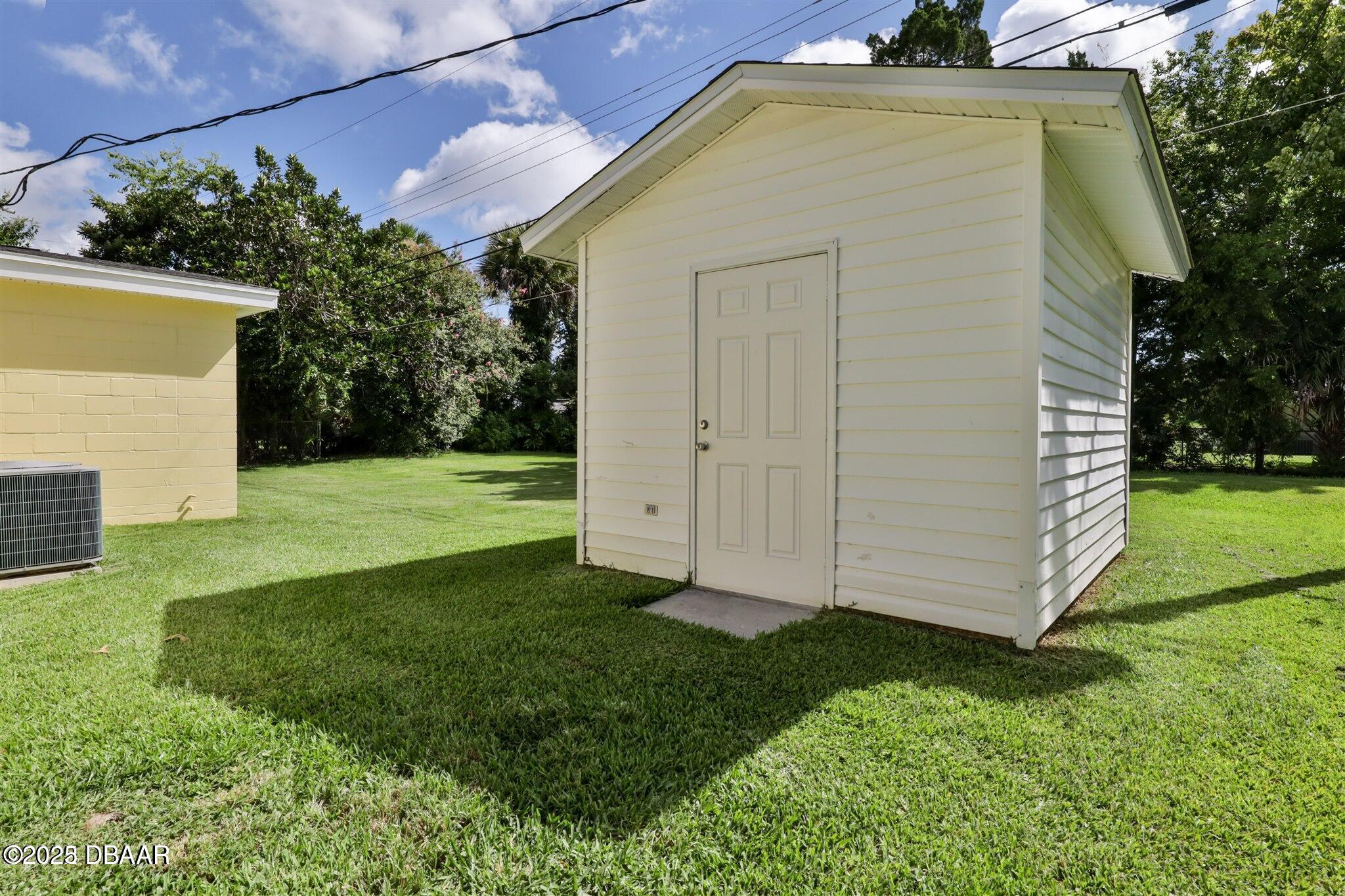 2009 Brian Avenue