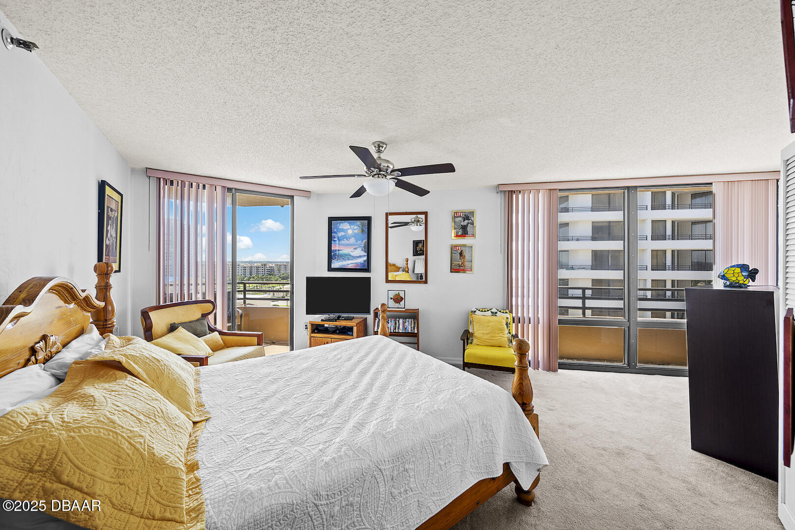 3023 S Atlantic Avenue, 8010