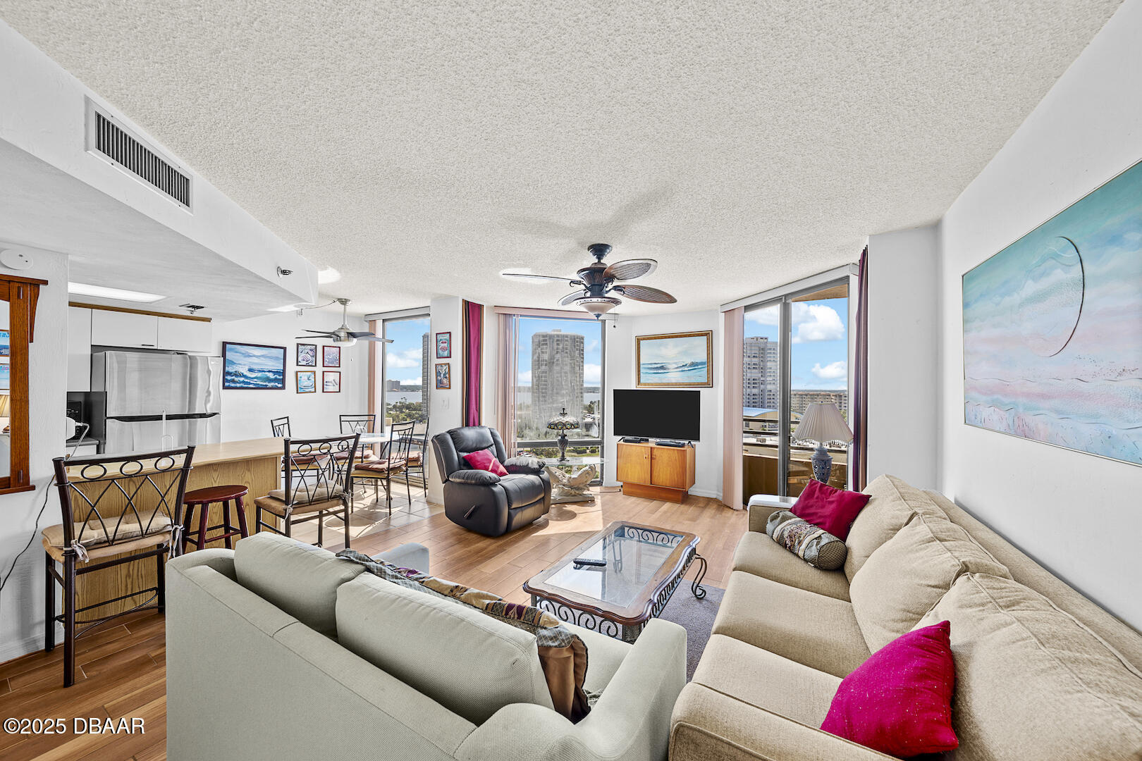 3023 S Atlantic Avenue, 8010