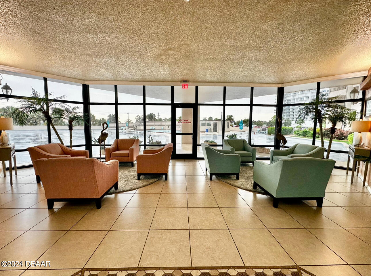 1 Oceans West Boulevard 4B5