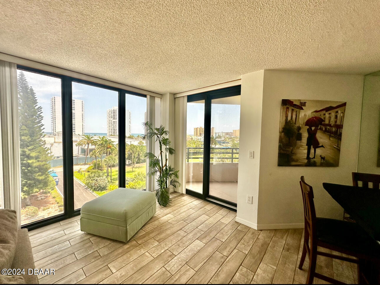 1 Oceans West Boulevard 4B5