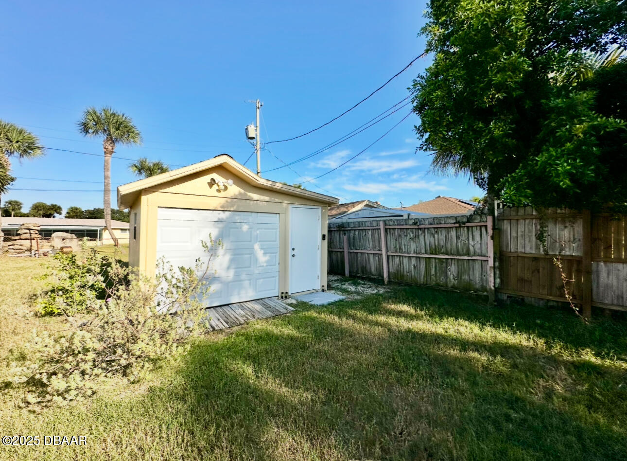 1104 Jacaranda Avenue Apt 1