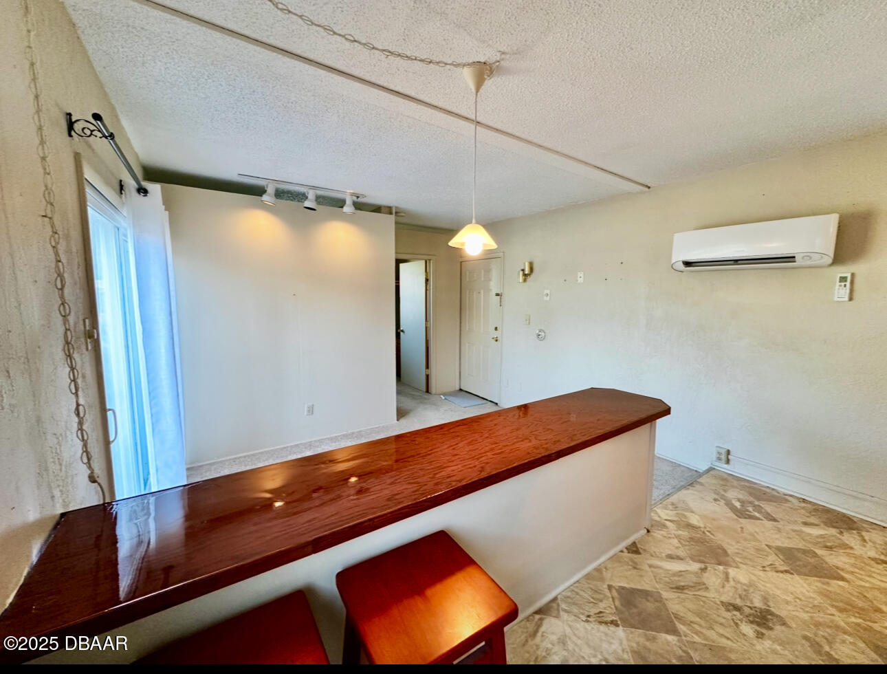 1104 Jacaranda Avenue Apt 1