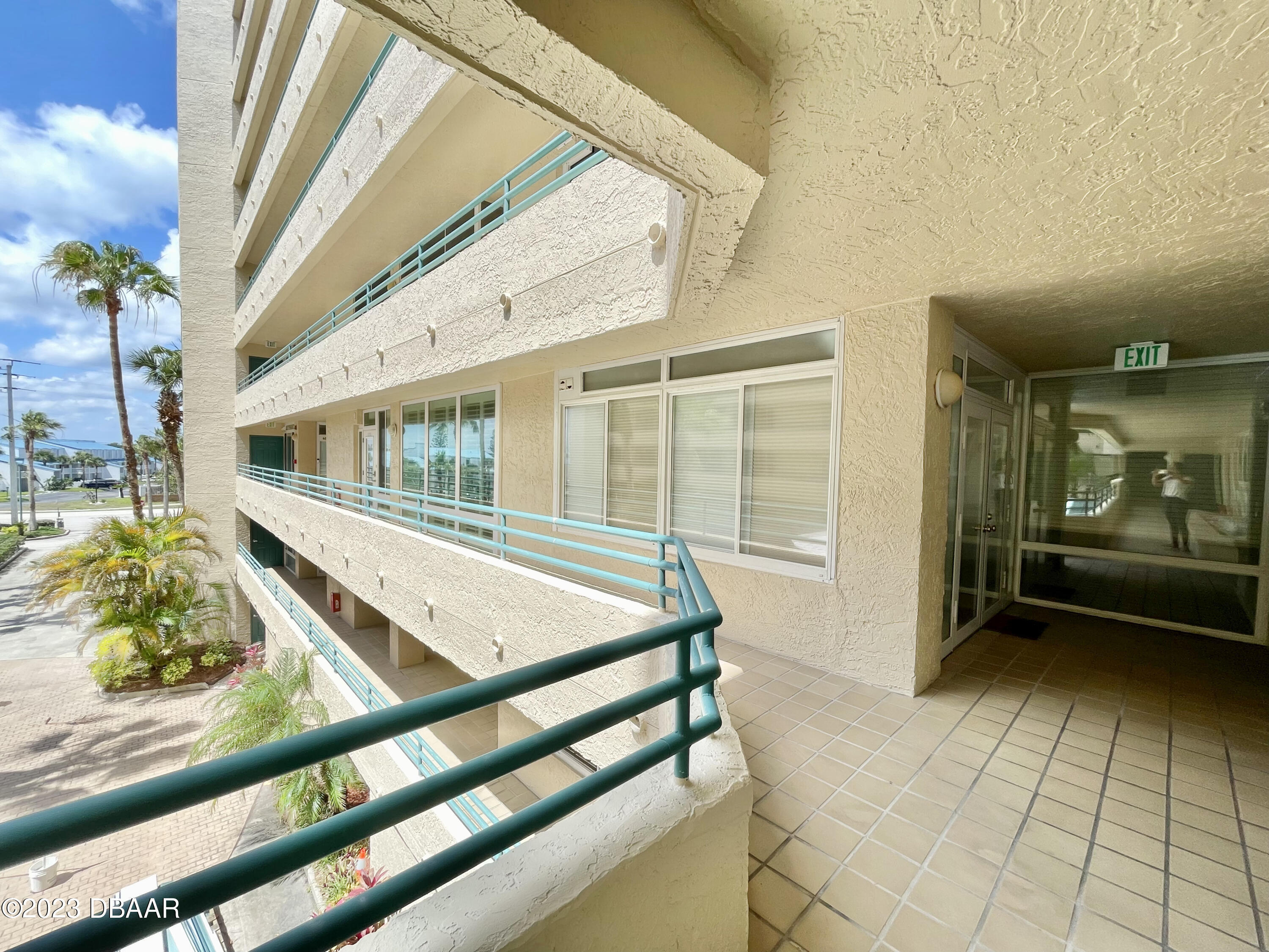 4575 S Atlantic Avenue 6203