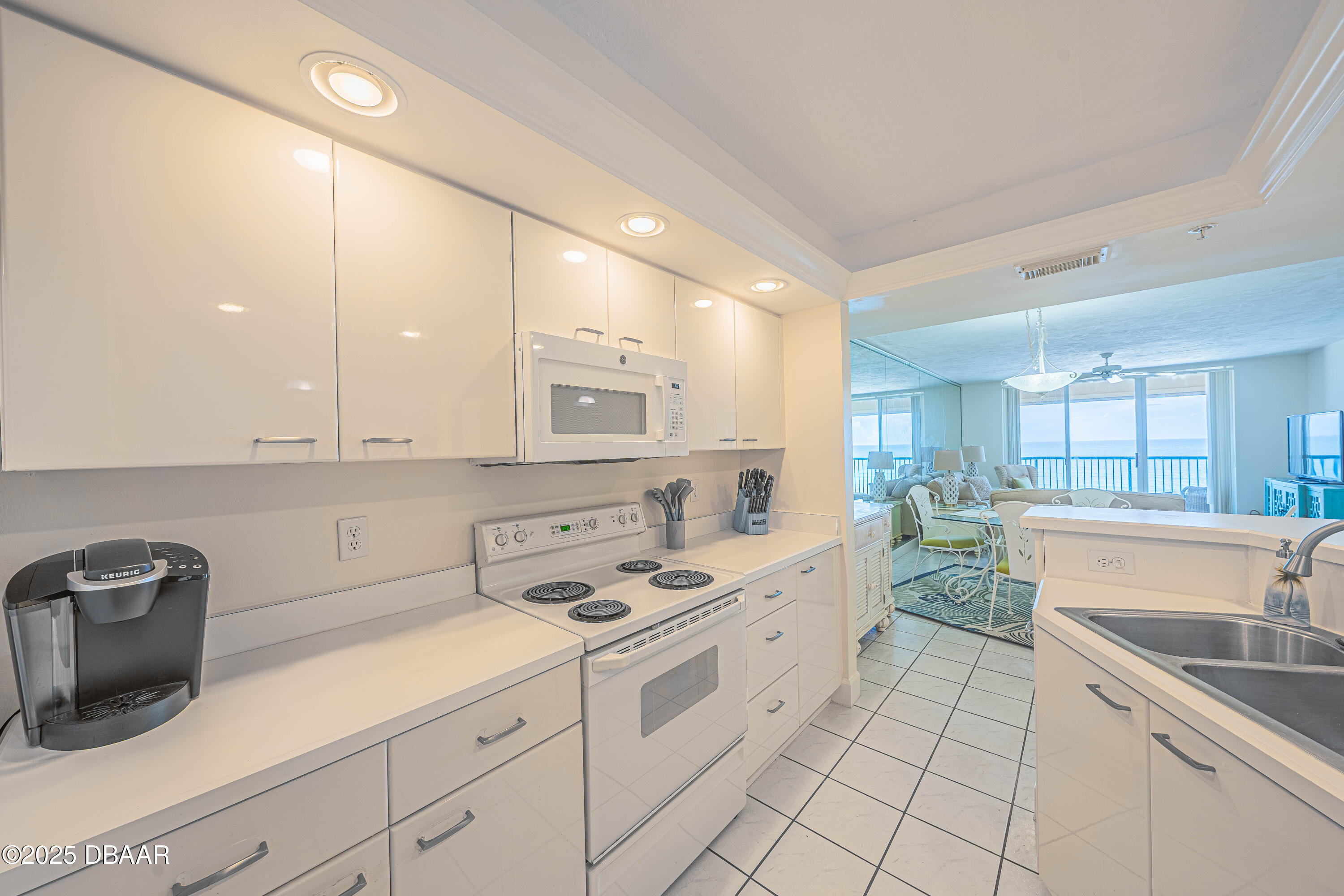 4575 S Atlantic Avenue 6607