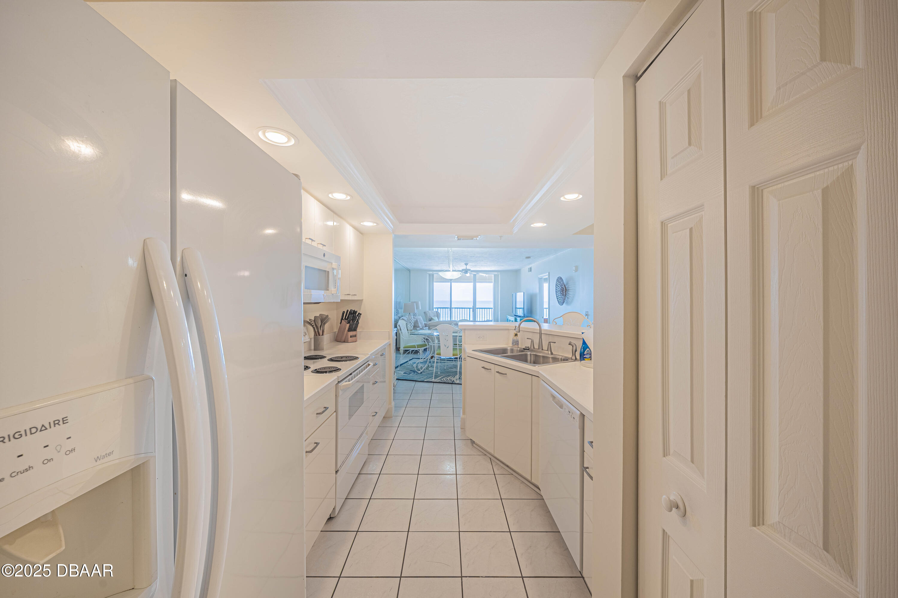 4575 S Atlantic Avenue 6607