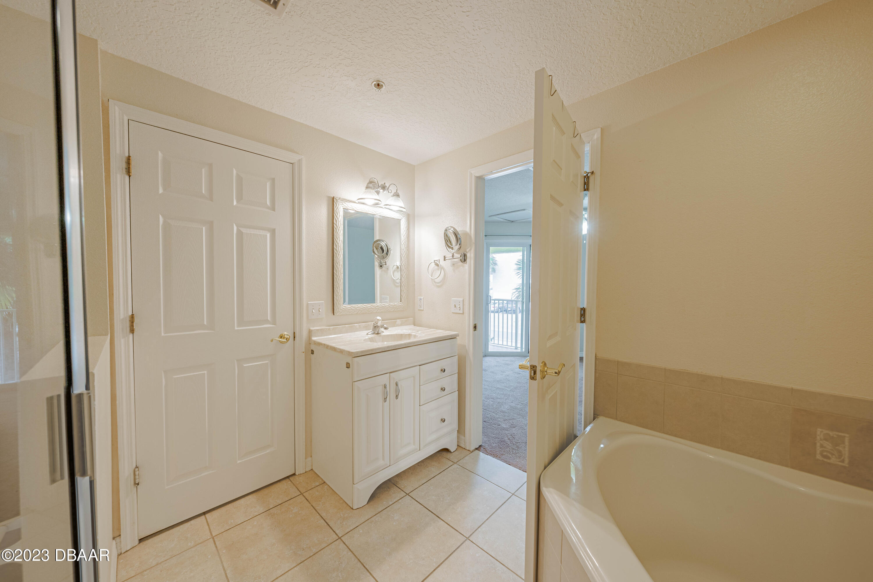 3733 Cardinal Boulevard 2