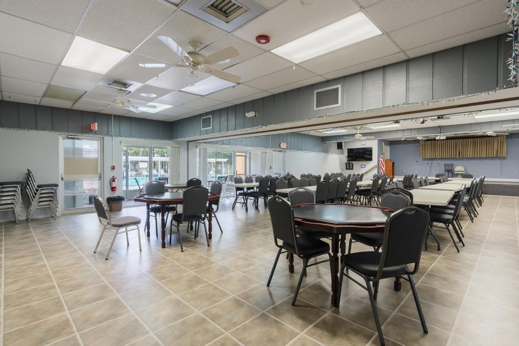 3 Lake Vista Trail 203, Port St. Lucie Unit: 203