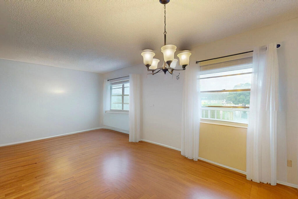 3 Lake Vista Trail 203, Port St. Lucie Unit: 203