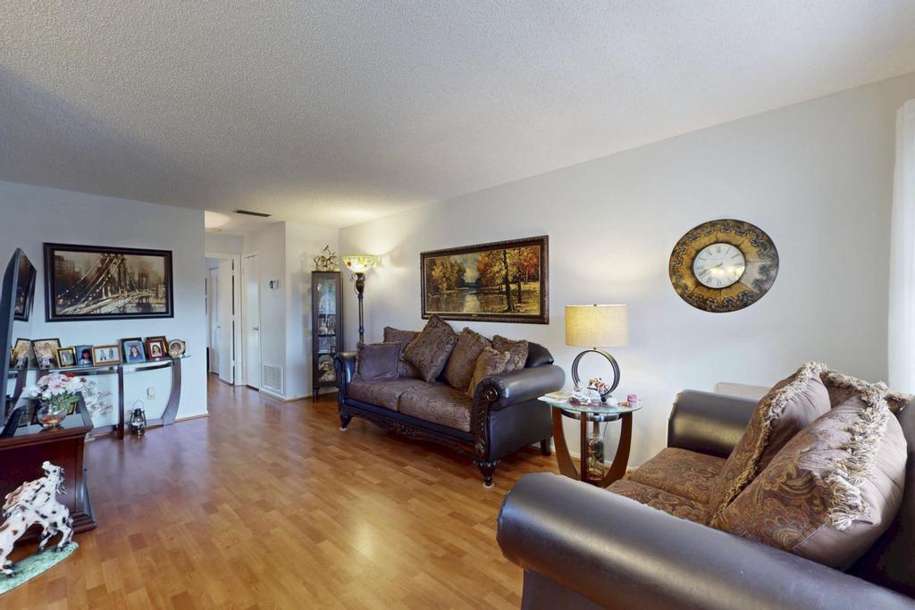3 Lake Vista Trail 203, Port St. Lucie Unit: 203