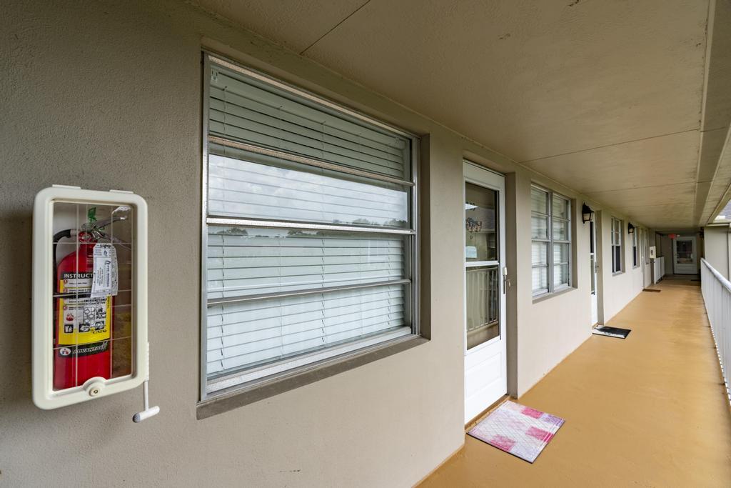 3 Lake Vista Trail 203, Port St. Lucie Unit: 203