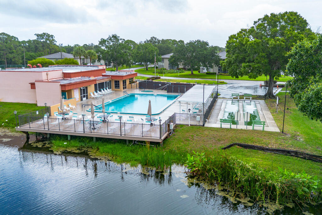 3 Lake Vista Trail 203, Port St. Lucie Unit: 203