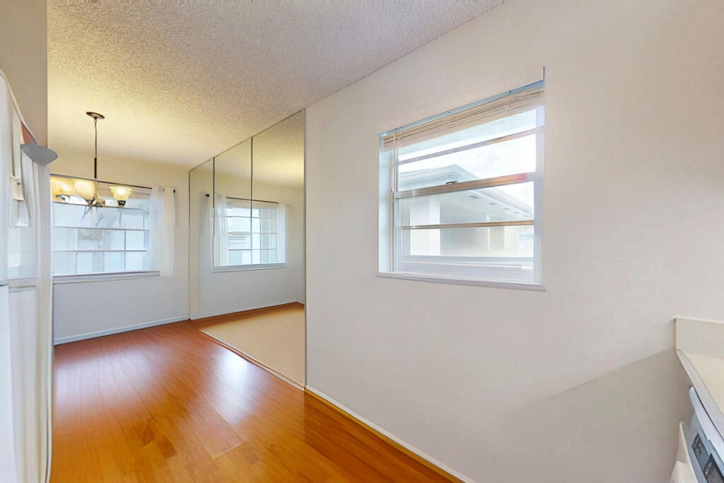 3 Lake Vista Trail 203, Port St. Lucie Unit: 203