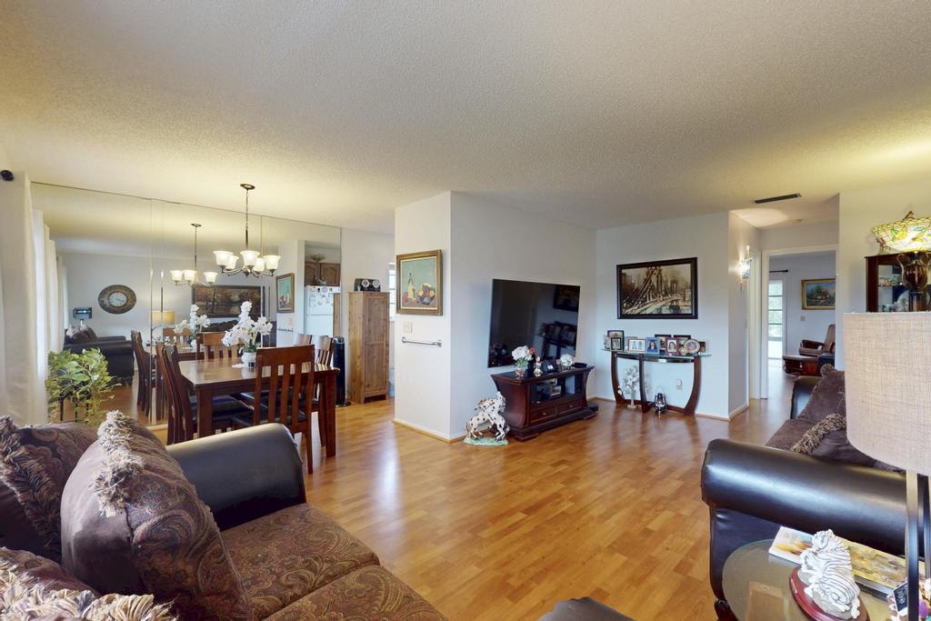 3 Lake Vista Trail 203, Port St. Lucie Unit: 203