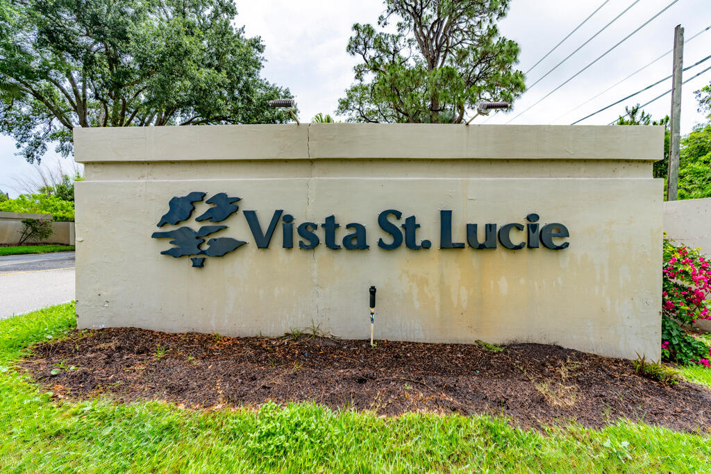 3 Lake Vista Trail 203, Port St. Lucie Unit: 203