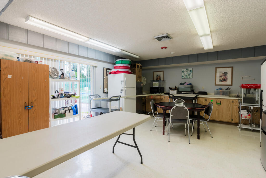3 Lake Vista Trail 203, Port St. Lucie Unit: 203