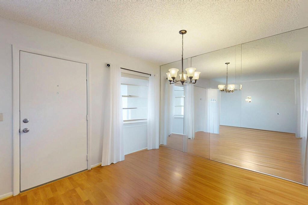 3 Lake Vista Trail 203, Port St. Lucie Unit: 203