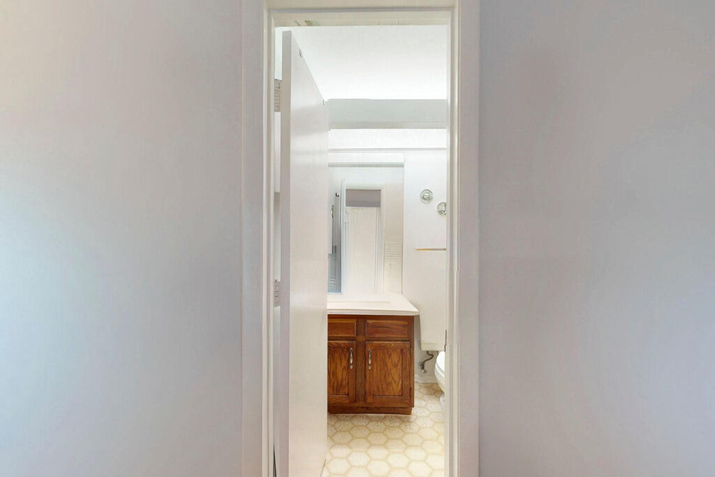 3 Lake Vista Trail 203, Port St. Lucie Unit: 203