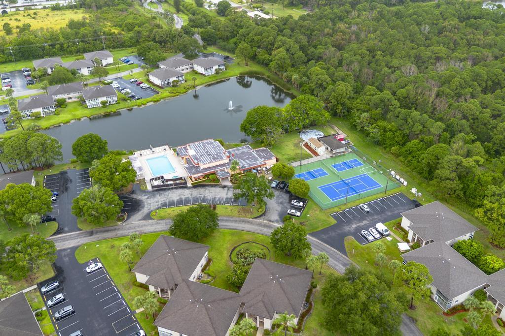 3 Lake Vista Trail 203, Port St. Lucie Unit: 203