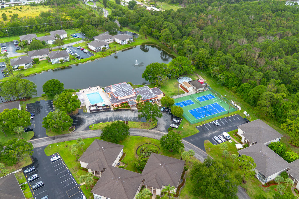 3 Lake Vista Trail 203, Port St. Lucie Unit: 203