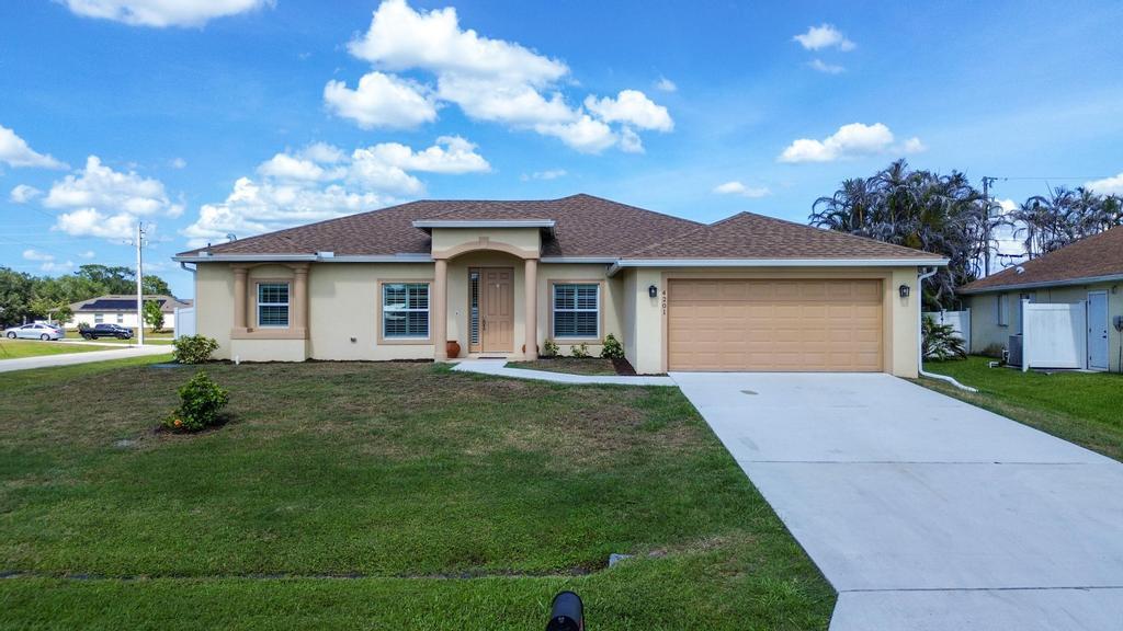 4201 SW Mcclellen Street Port St Lucie Port St Lucie Fl Us 34953 B26043275