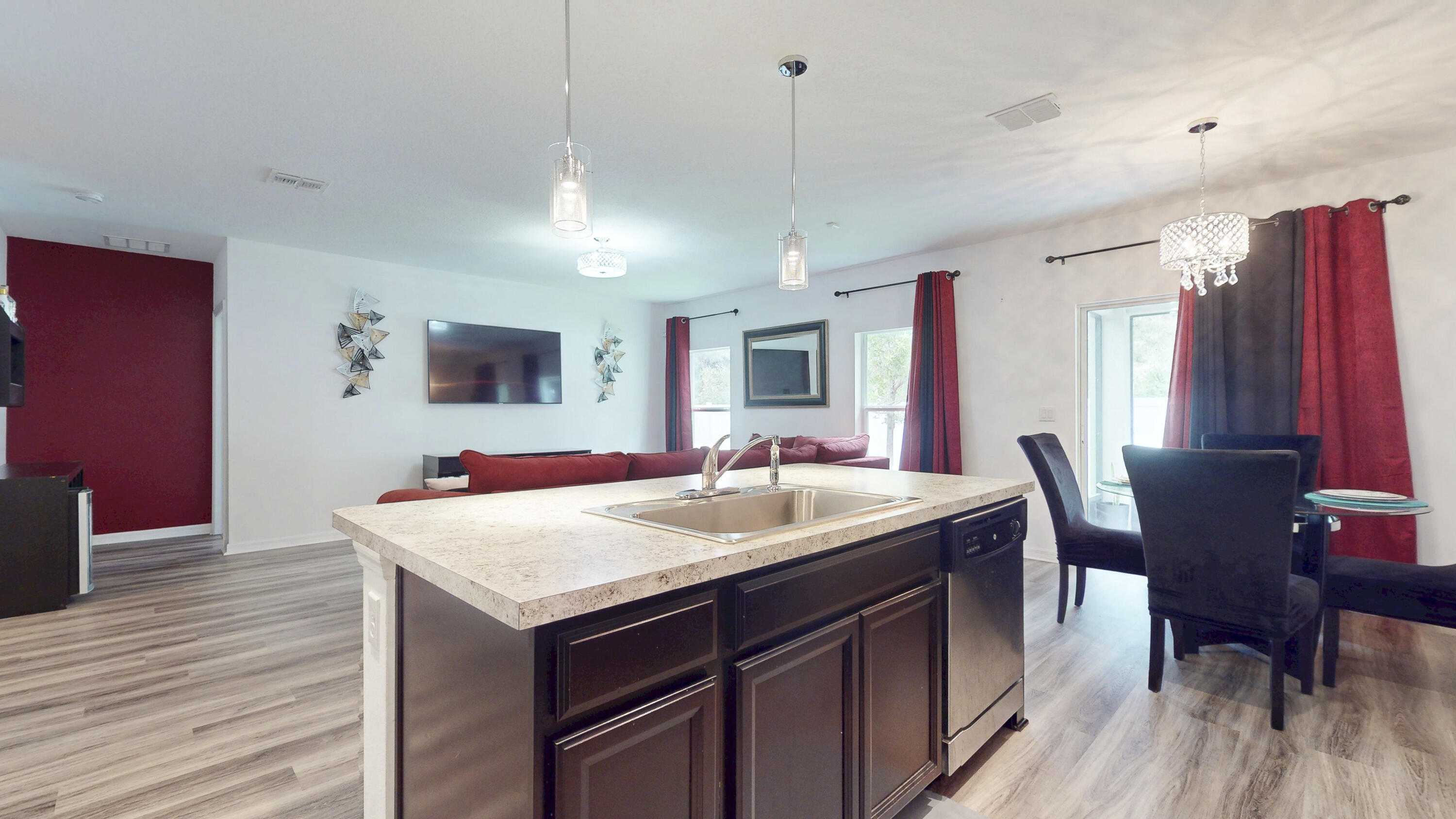 5344 Oakland Lake Circle