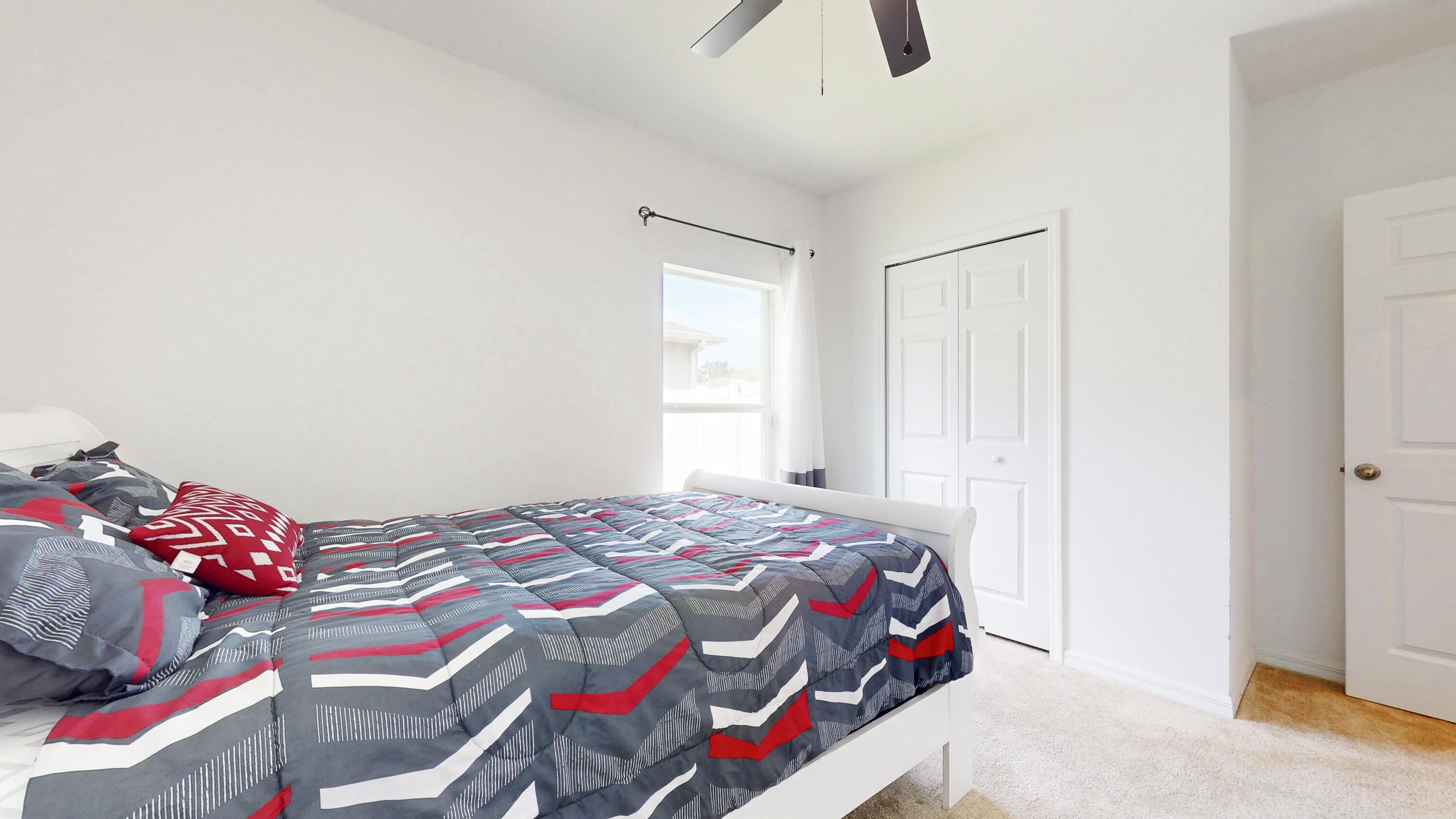 5344 Oakland Lake Circle