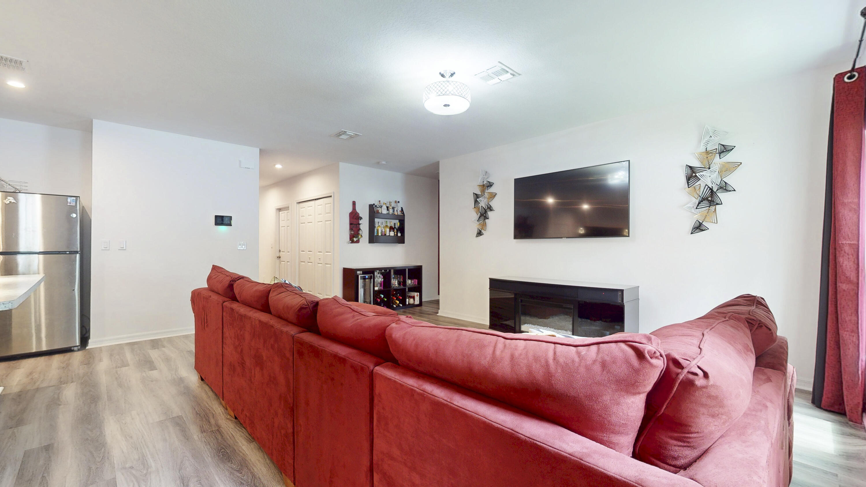 5344 Oakland Lake Circle