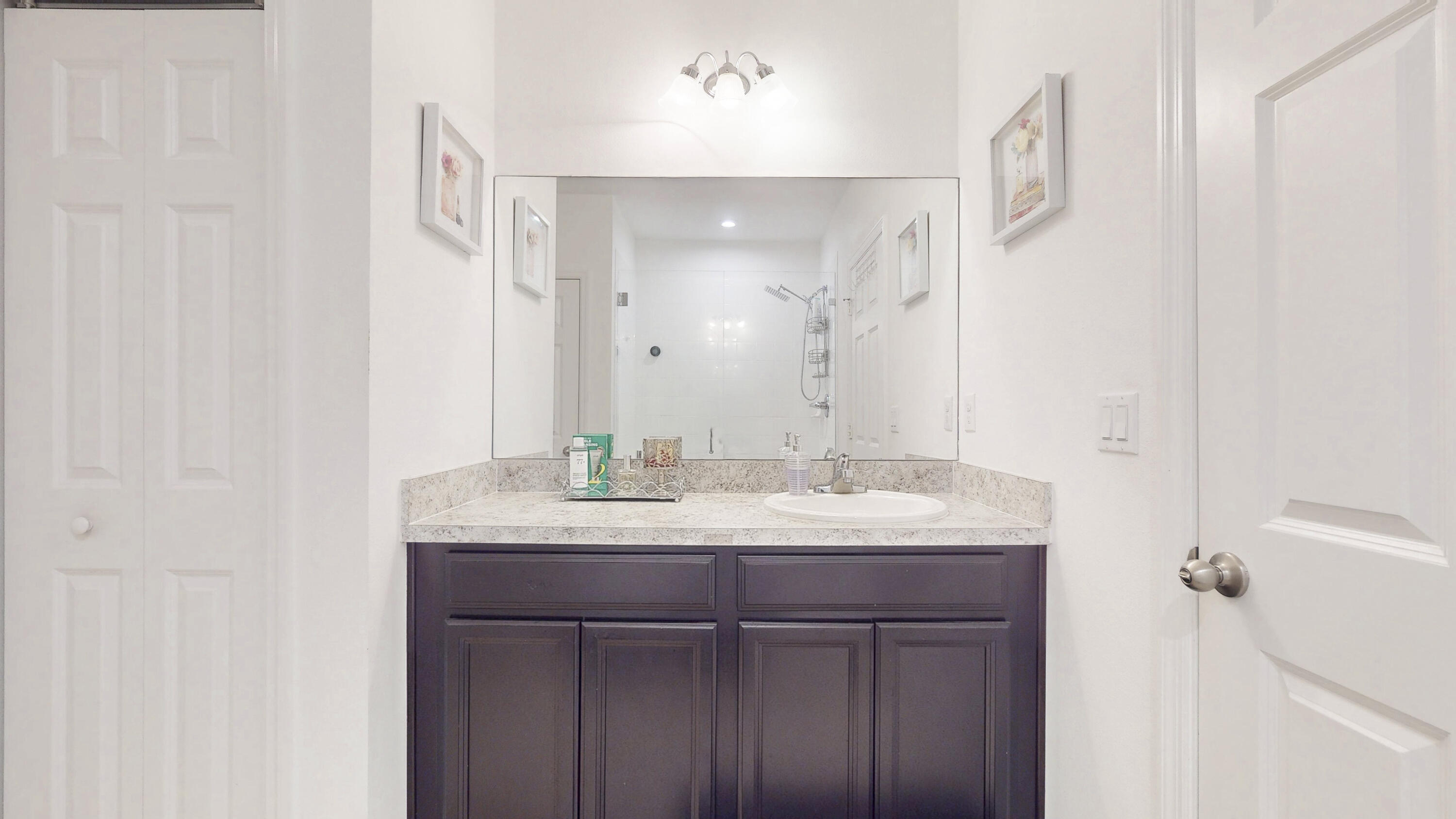 5344 Oakland Lake Circle