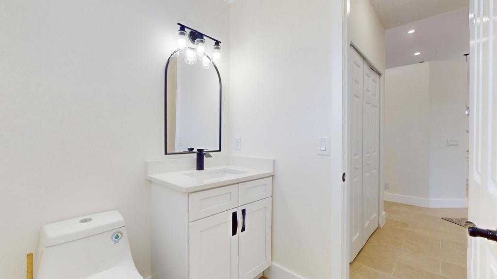 1255 SW Maplewood Drive, Port St. Lucie
