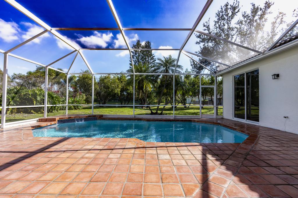 1255 SW Maplewood Drive, Port St. Lucie