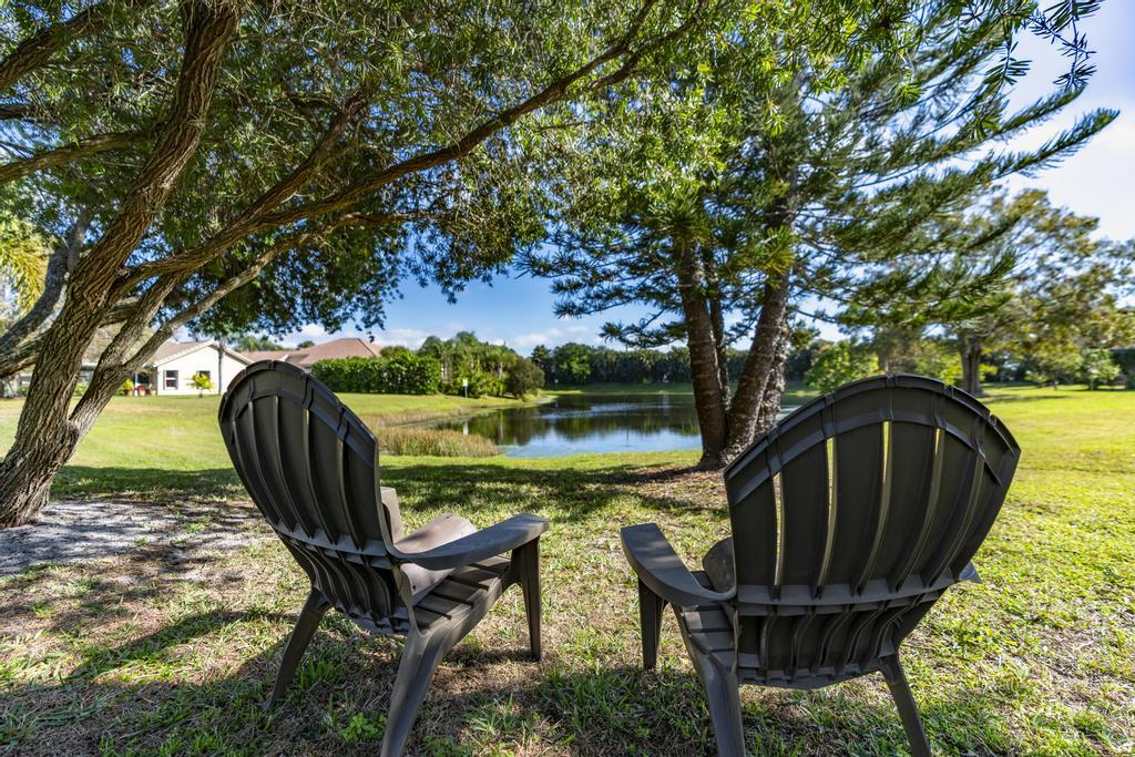 1255 SW Maplewood Drive, Port St. Lucie