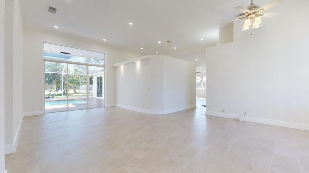 1255 SW Maplewood Drive, Port St. Lucie