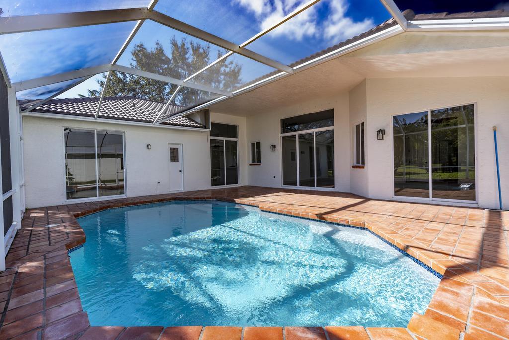 1255 SW Maplewood Drive, Port St. Lucie
