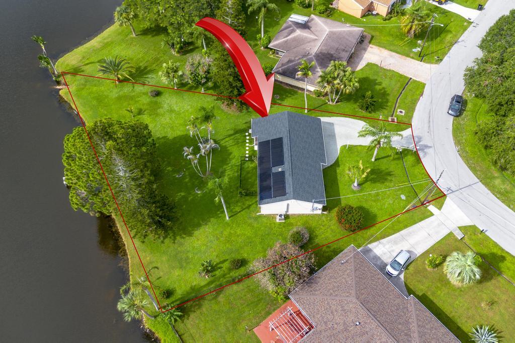 1298 SE RICKENBACKER Terrace, Port St. Lucie