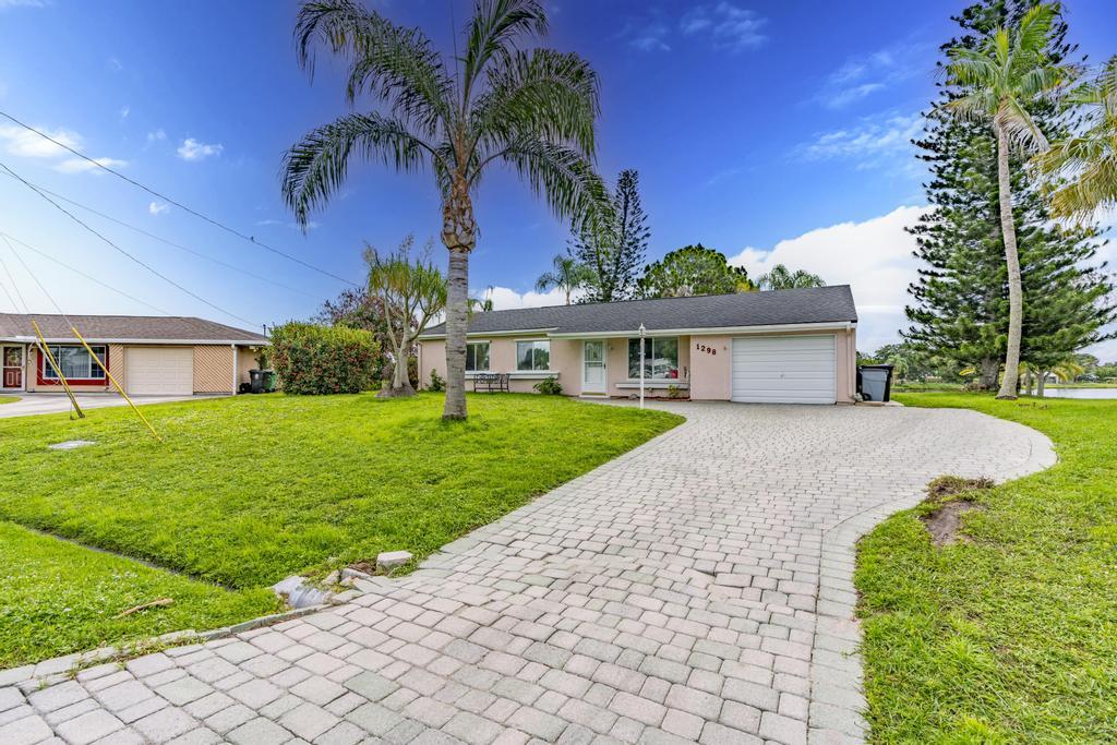 1298 SE RICKENBACKER Terrace, Port St. Lucie