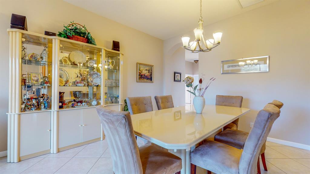 358 NW Shoreview Drive