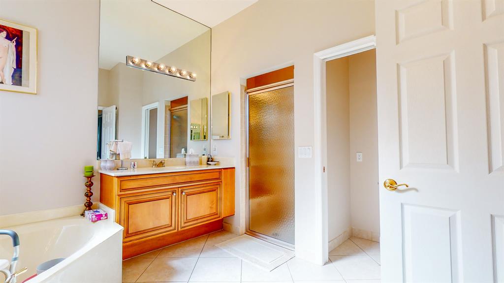 358 NW Shoreview Drive