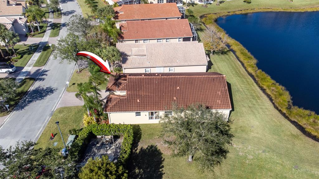 358 NW Shoreview Drive