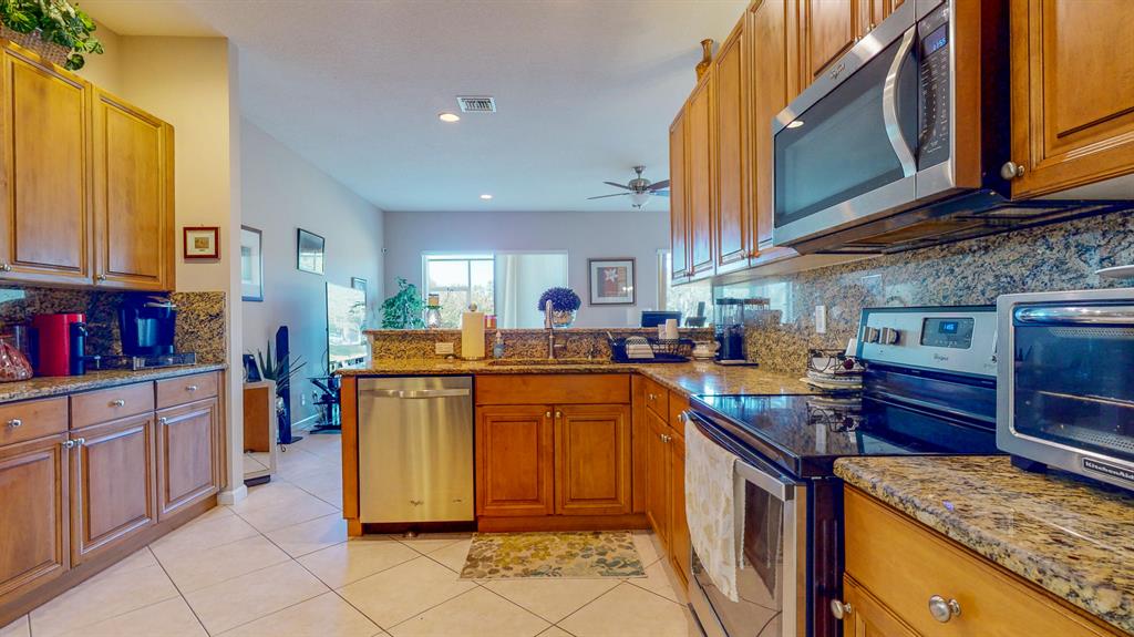 358 NW Shoreview Drive